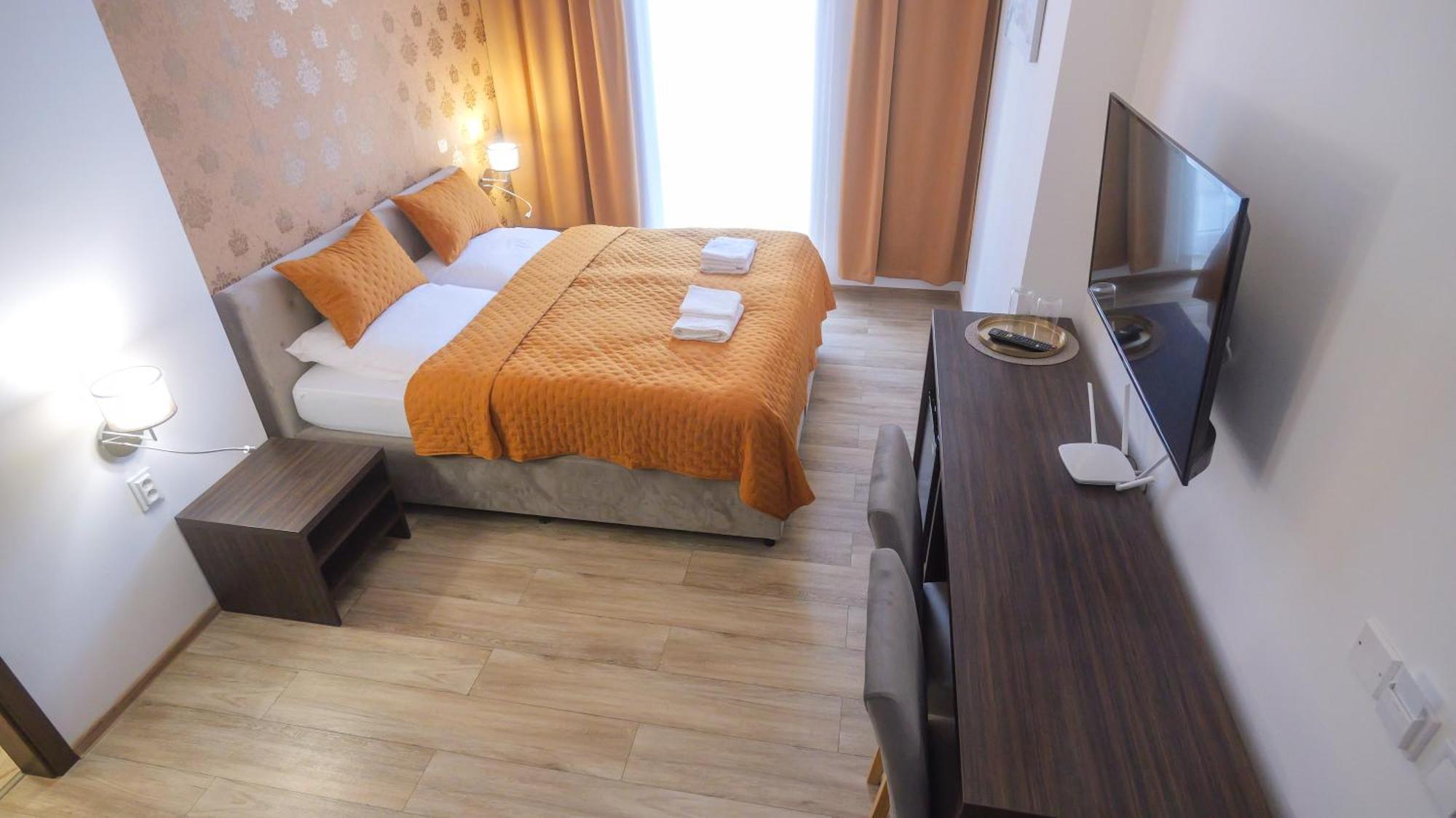 Premium City Centre Bedrooms Prešov المظهر الخارجي الصورة